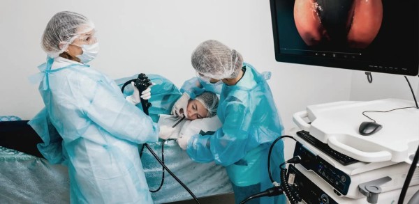 Imagem da especialidade: Endoscopia Digestiva Alta e Colonoscopia 